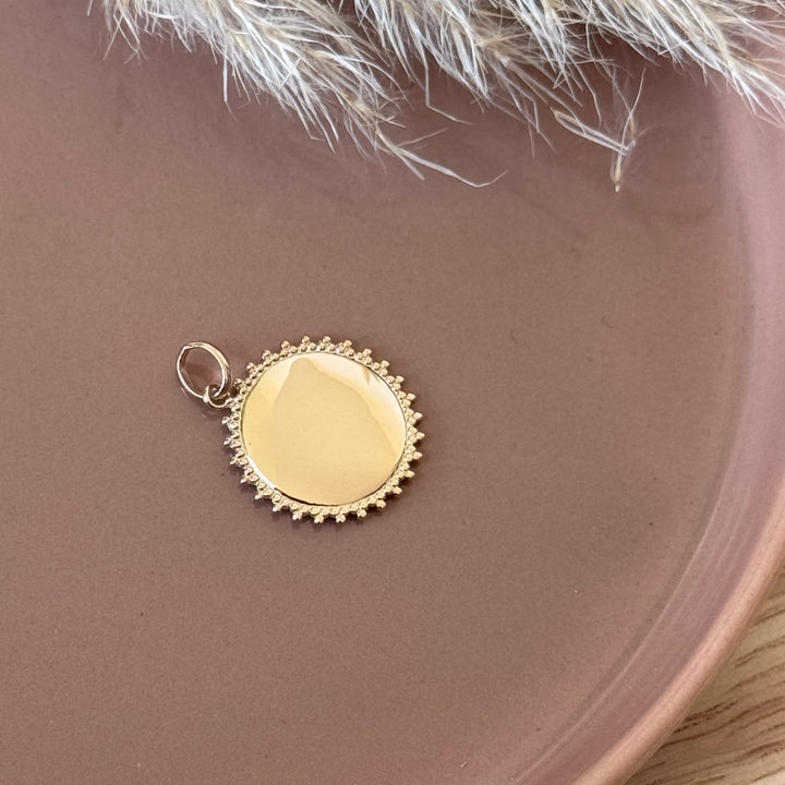 Pendentif "Sola" - plaqué or